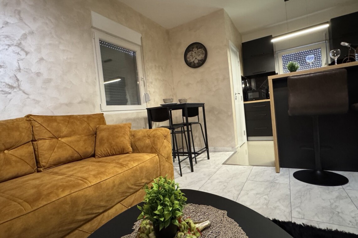 apaartmani ledine stan na dan ema